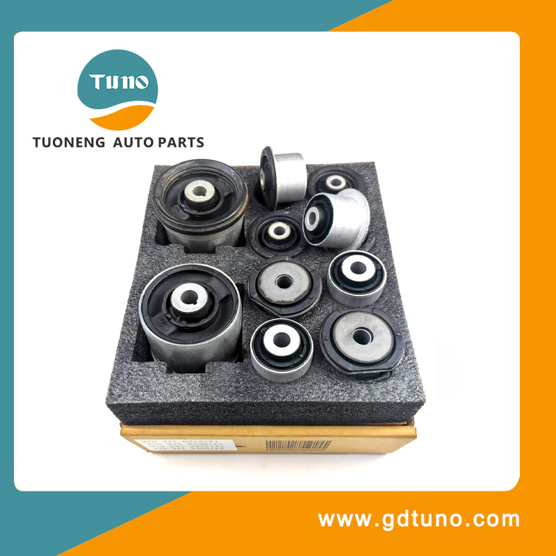 Zestaw tulei przedniego górnego i dolnego wahacza Porsche Panamera 2014–2016